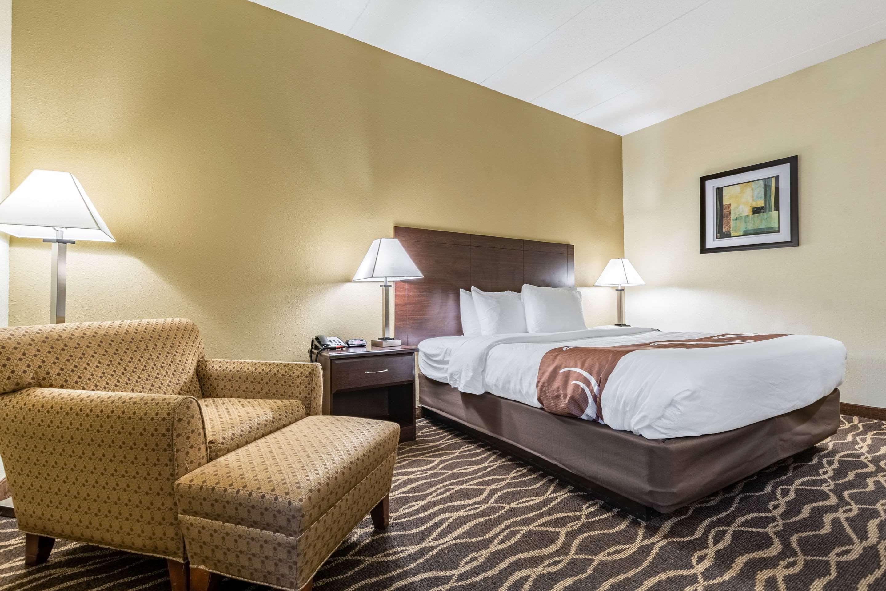 Quality Inn & Suites Southport Ινδιανάπολη Εξωτερικό φωτογραφία