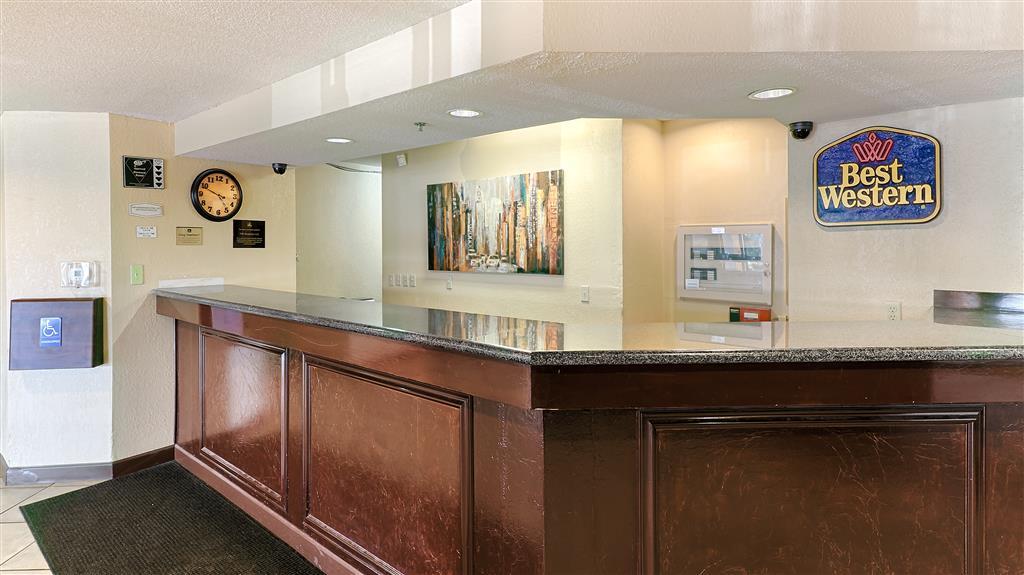 Quality Inn & Suites Southport Ινδιανάπολη Εξωτερικό φωτογραφία