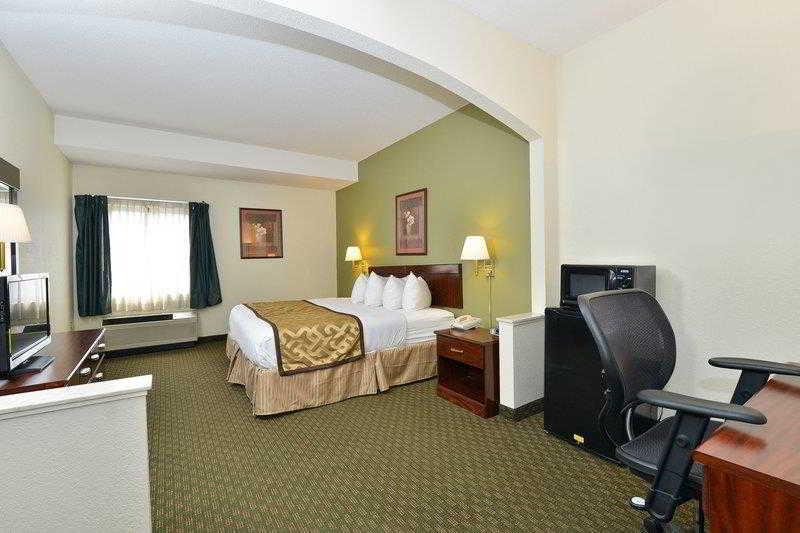 Quality Inn & Suites Southport Ινδιανάπολη Εξωτερικό φωτογραφία