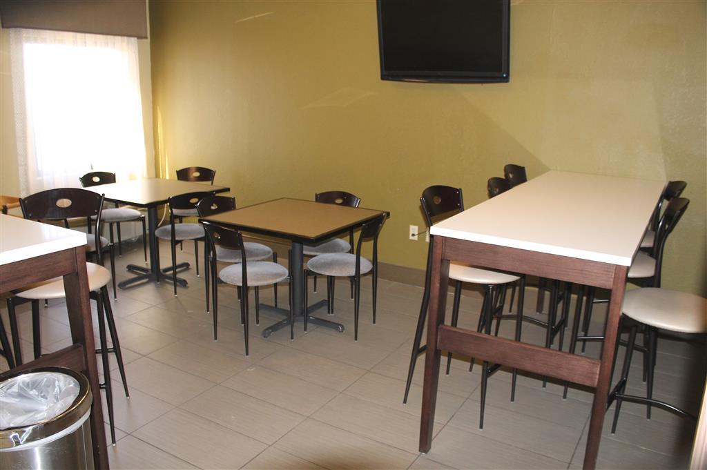 Quality Inn & Suites Southport Ινδιανάπολη Εξωτερικό φωτογραφία