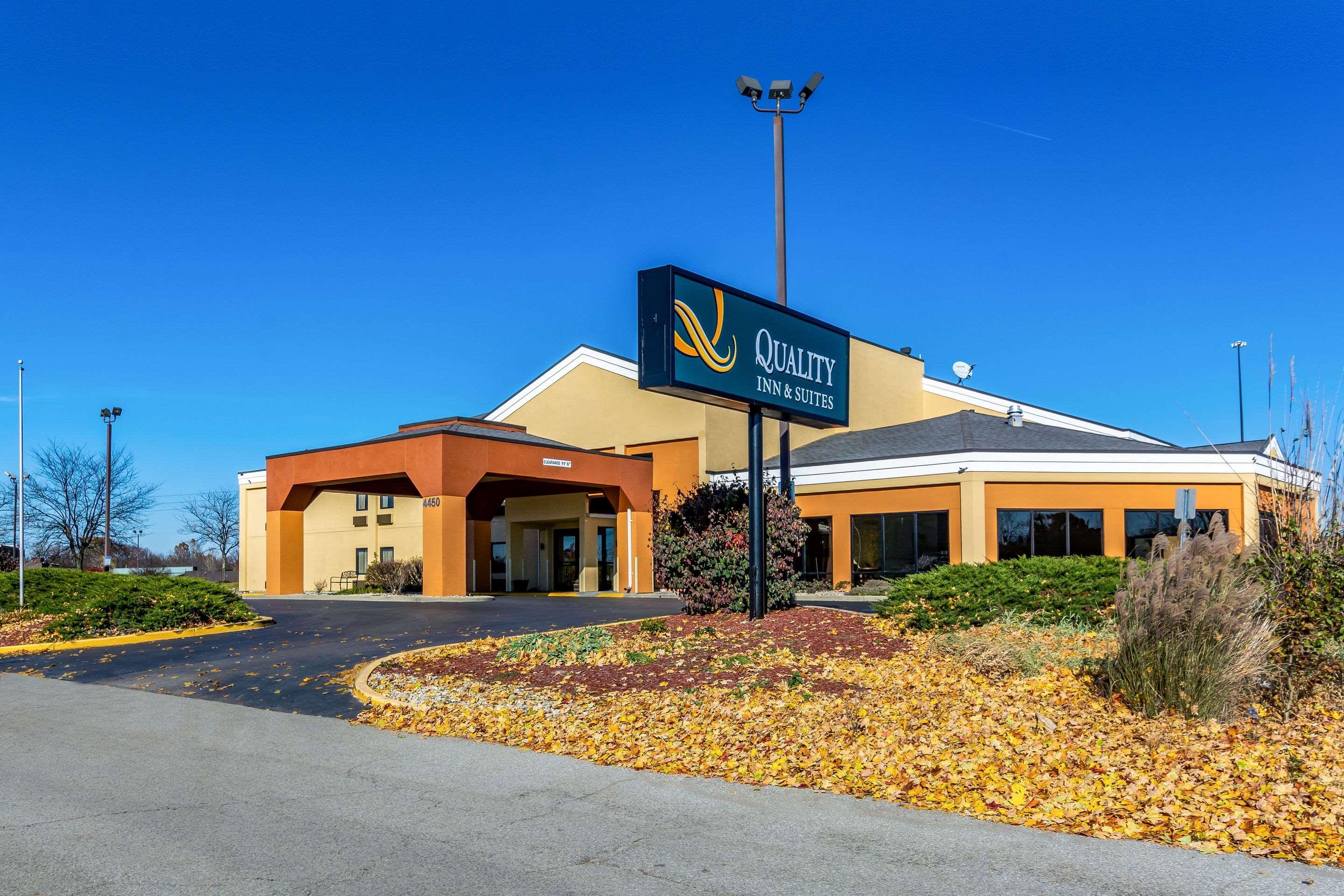 Quality Inn & Suites Southport Ινδιανάπολη Εξωτερικό φωτογραφία